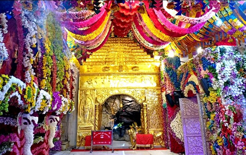 Photo of #(15) Famous Temples in Jammu and Kashmir by 𝔑𝔦𝔱𝔦𝔫 𝔎𝔲𝔪𝔞𝔯 𝔓𝔯𝔞𝔧𝔞𝔭𝔞𝔱𝔦