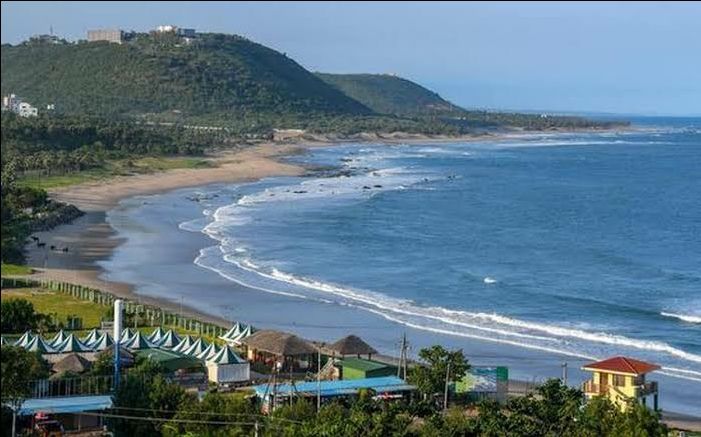 Photo of Rushikonda Beach by 𝔑𝔦𝔱𝔦𝔫 𝔎𝔲𝔪𝔞𝔯 𝔓𝔯𝔞𝔧𝔞𝔭𝔞𝔱𝔦
