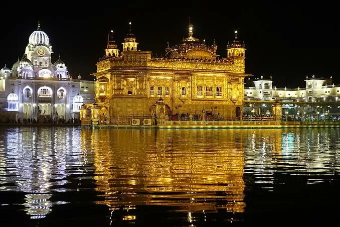 Photo of Golden temple by 𝔑𝔦𝔱𝔦𝔫 𝔎𝔲𝔪𝔞𝔯 𝔓𝔯𝔞𝔧𝔞𝔭𝔞𝔱𝔦