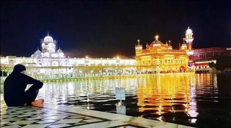 Photo of Golden temple by 𝔑𝔦𝔱𝔦𝔫 𝔎𝔲𝔪𝔞𝔯 𝔓𝔯𝔞𝔧𝔞𝔭𝔞𝔱𝔦