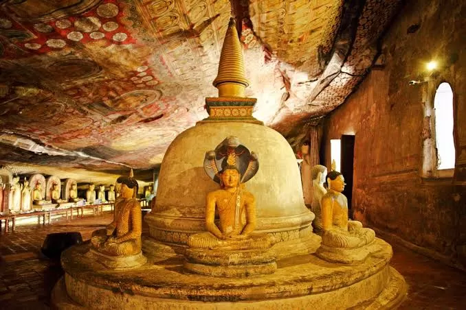 Photo of Dambulla Cave Temple by 𝔑𝔦𝔱𝔦𝔫 𝔎𝔲𝔪𝔞𝔯 𝔓𝔯𝔞𝔧𝔞𝔭𝔞𝔱𝔦