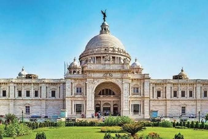 Photo of Victoria Memorial by ππ¦π±π¦π« ππ²πͺππ― ππ―ππ§ππππ±π¦