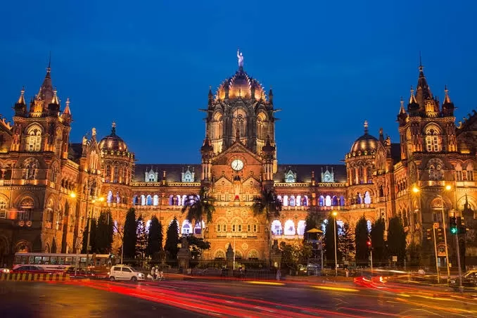 Photo of Chhatrapati Shivaji Terminus by 𝔑𝔦𝔱𝔦𝔫 𝔎𝔲𝔪𝔞𝔯 𝔓𝔯𝔞𝔧𝔞𝔭𝔞𝔱𝔦