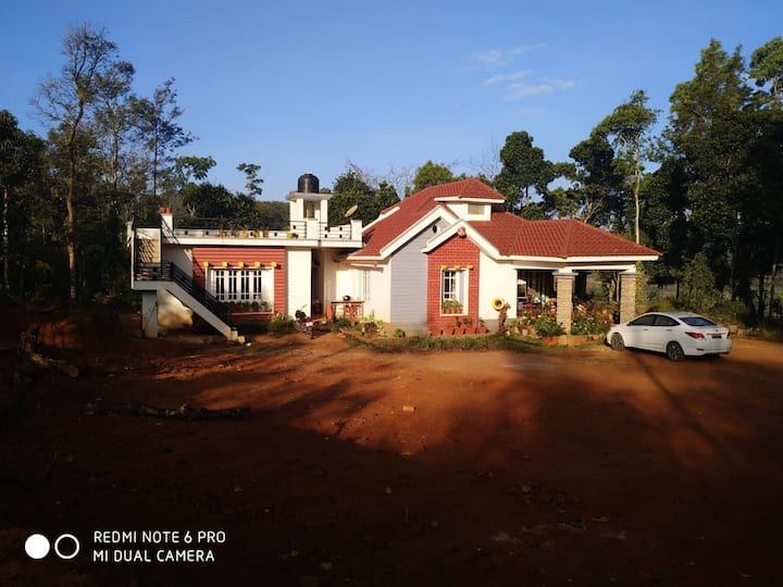 Photo of Silver leaf Estate stay Sakaleshpur, vil, Sakleshpur, Karnataka, India by pratibha kesarwani