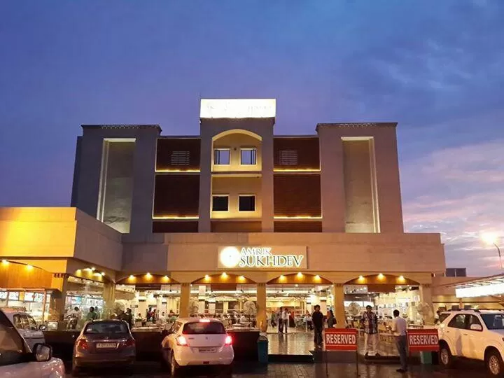 Photo of Amrik Sukhdev Dhaba, Sonipat, Haryana, India by Misha