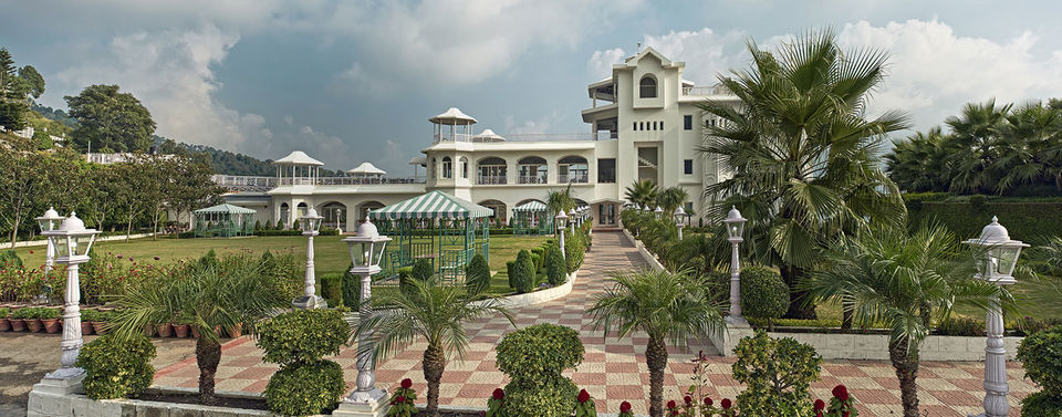 Photo of This resort 30kms before Shimla can be your perfect stay to relax and rejuvenate on a weekend by Misha