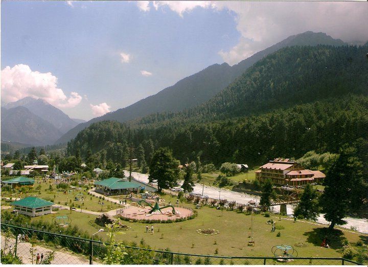 Photo of In and around Srinagar - heaven on Earth 5/21 by Trisha Mahajan
