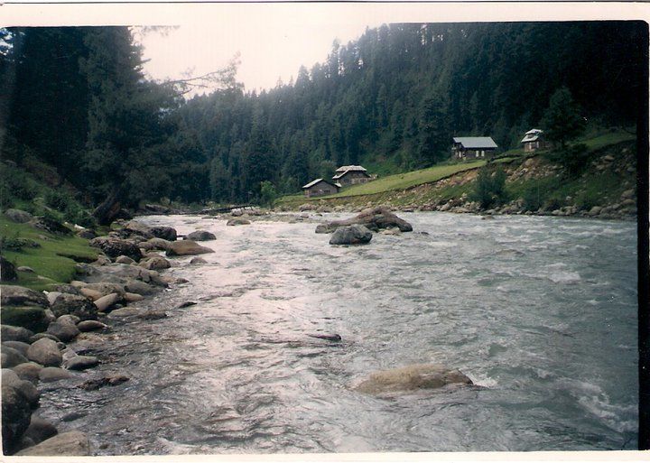 Photo of In and around Srinagar - heaven on Earth 11/21 by Trisha Mahajan