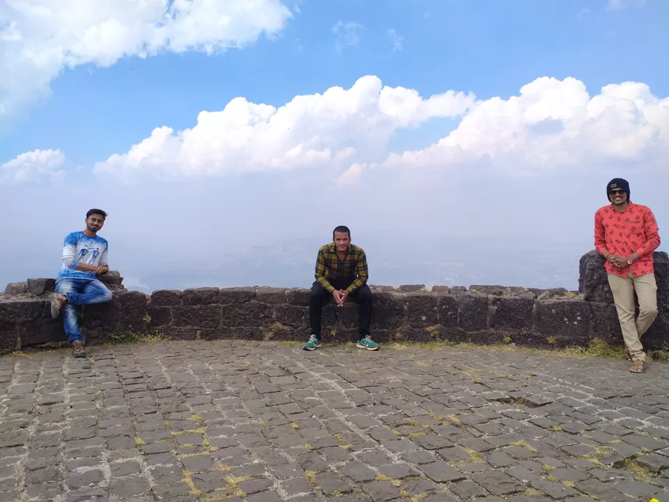 Photo of Exploring the Rich History and Scenic Beauty of Sinhgad Fort by Pratik Chavan