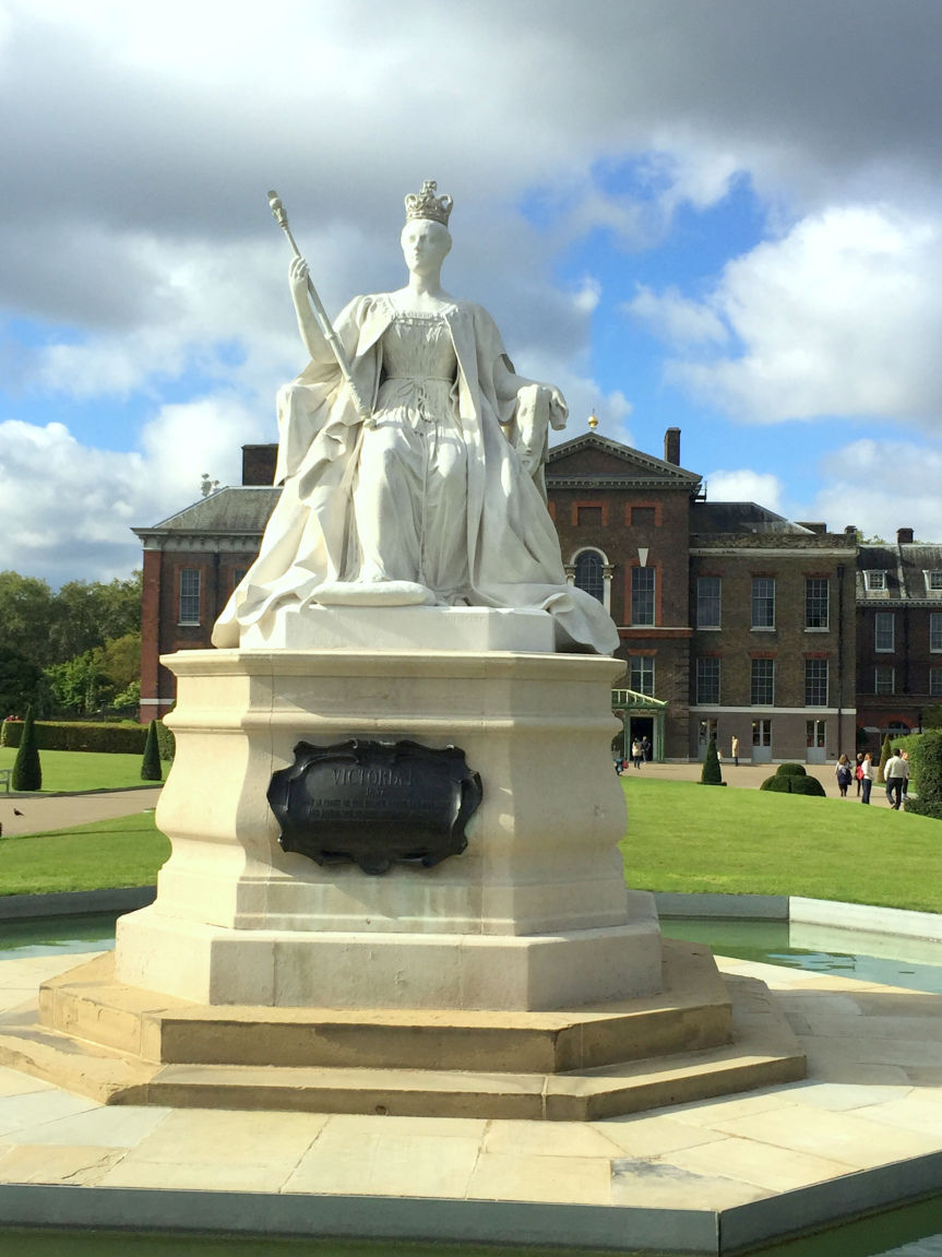Photo of London, All that Life can afford by Neha Chauhan