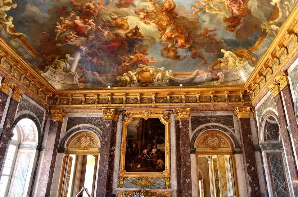 Photo of Versailles palace, Versailles, France by Bibek Chaudhuri