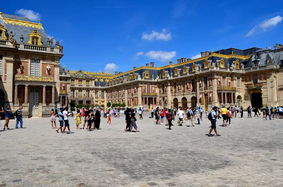 Photo of Versailles palace, Versailles, France by Bibek Chaudhuri