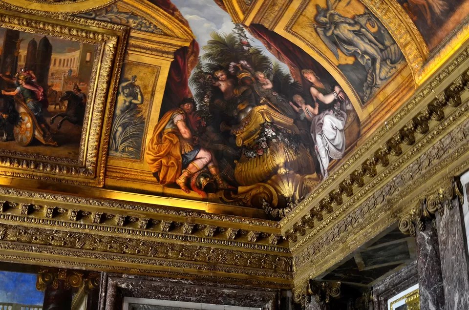 Photo of Versailles palace, Versailles, France by Bibek Chaudhuri