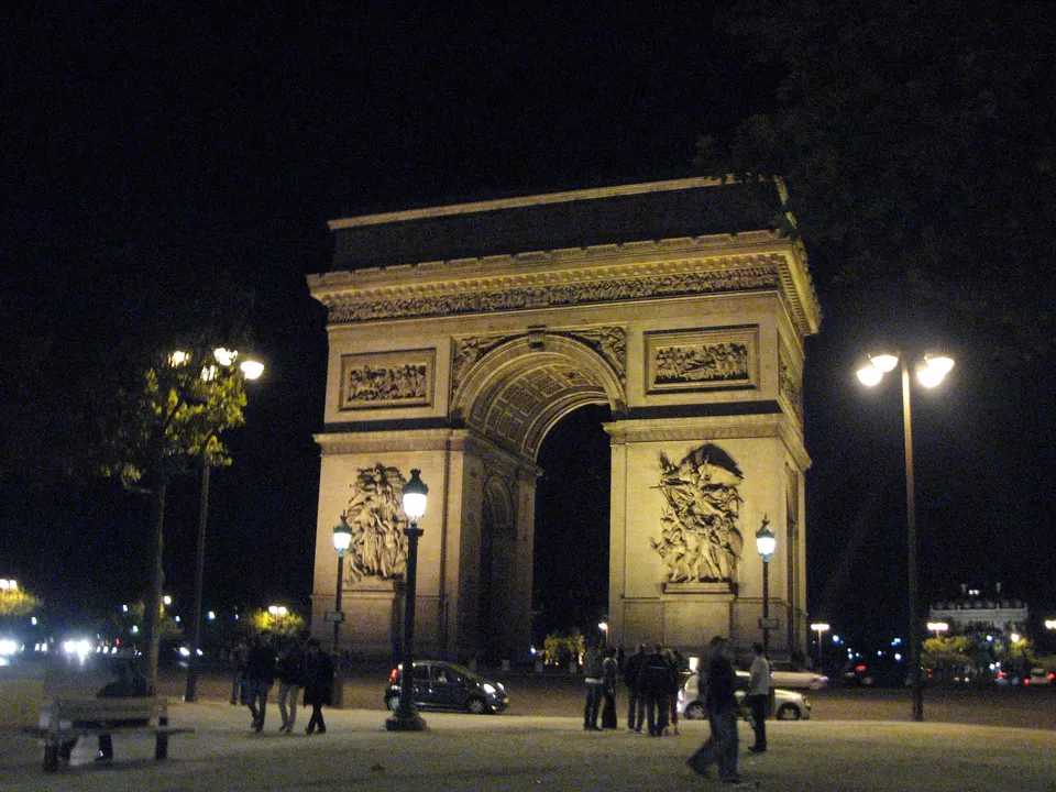 Photo of Arc de Triomphe, Place Charles de Gaulle, Paris, France by Bibek Chaudhuri
