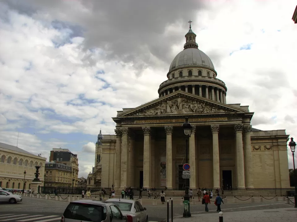 Photo of Le Panthéon, Place du Panthéon, Paris, France by Bibek Chaudhuri