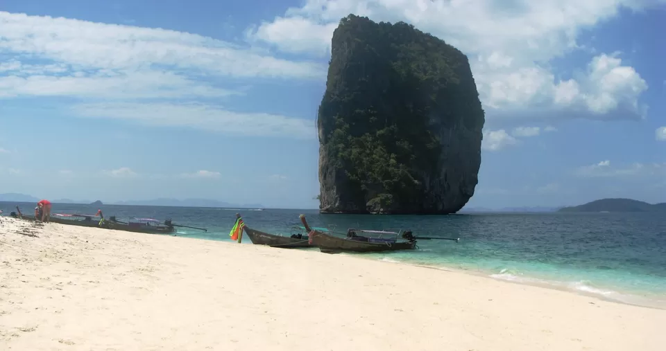 Photo of Krabi, Thailand by Bibek Chaudhuri