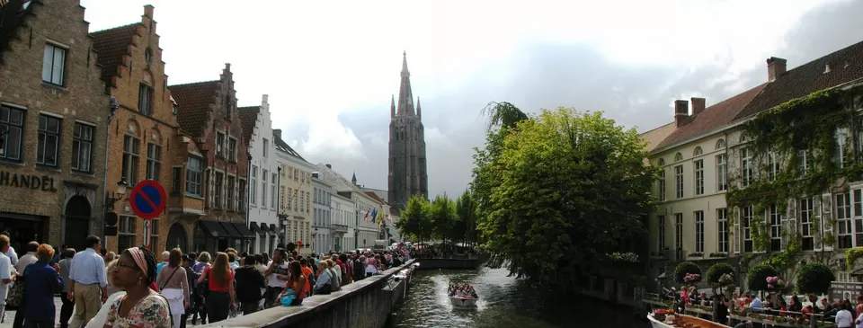 Photo of Bruges, Belgium by Bibek Chaudhuri