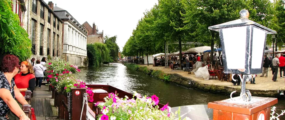 Photo of Kanaal Brugge-Oostende, Bruges, Belgium by Bibek Chaudhuri