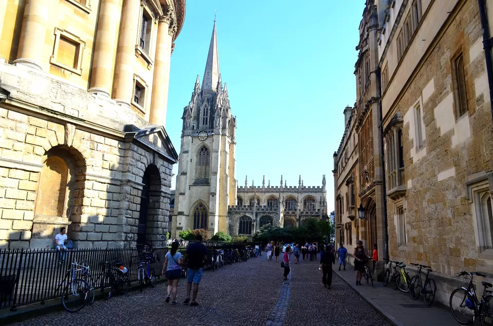 Photo of University Church of St Mary the Virgin, High Street, Oxford, UK by Bibek Chaudhuri