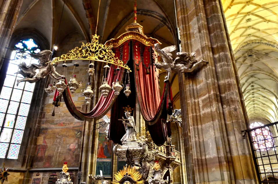 Photo of St. Vitus Cathedral, III. nádvoří, Prague 1-Hradčany, Czechia by Bibek Chaudhuri