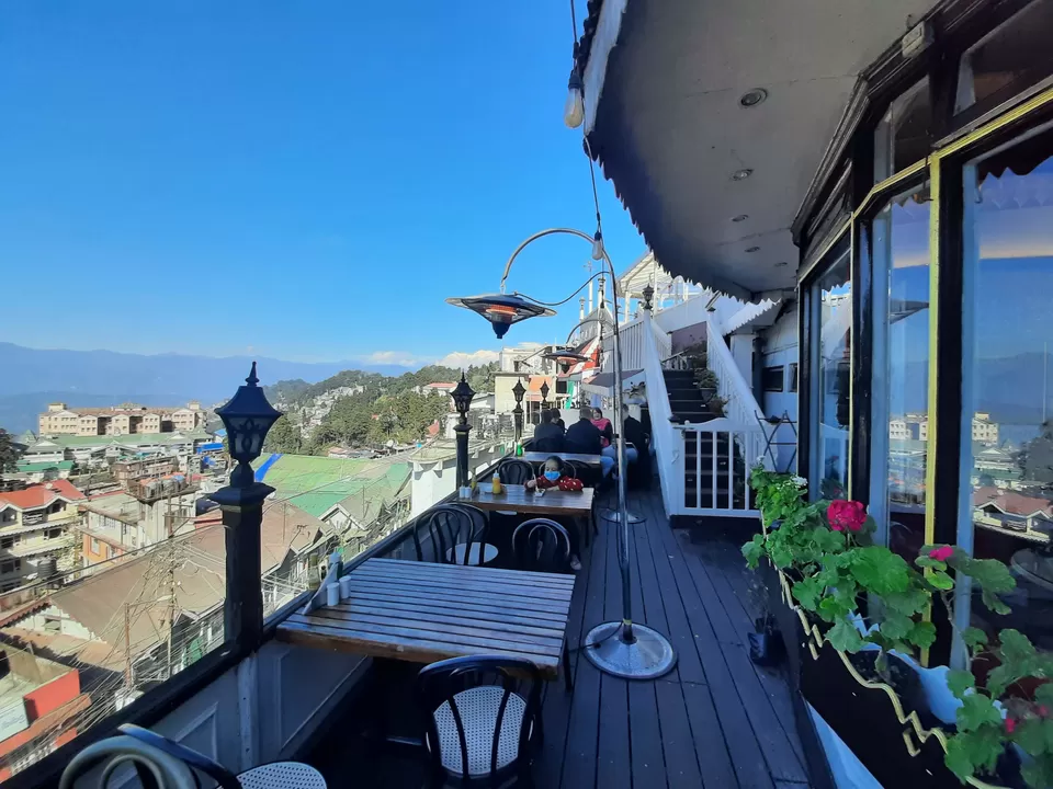 Photo of Glenary's, Chauk Bazaar, Darjeeling, West Bengal, India by Bibek Chaudhuri