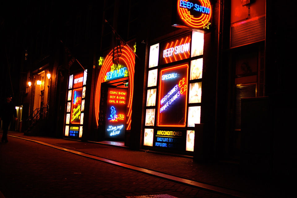 Photo of 10 Reasons Why You Should Visit Amsterdam This Summer 3/20 by Sarah
