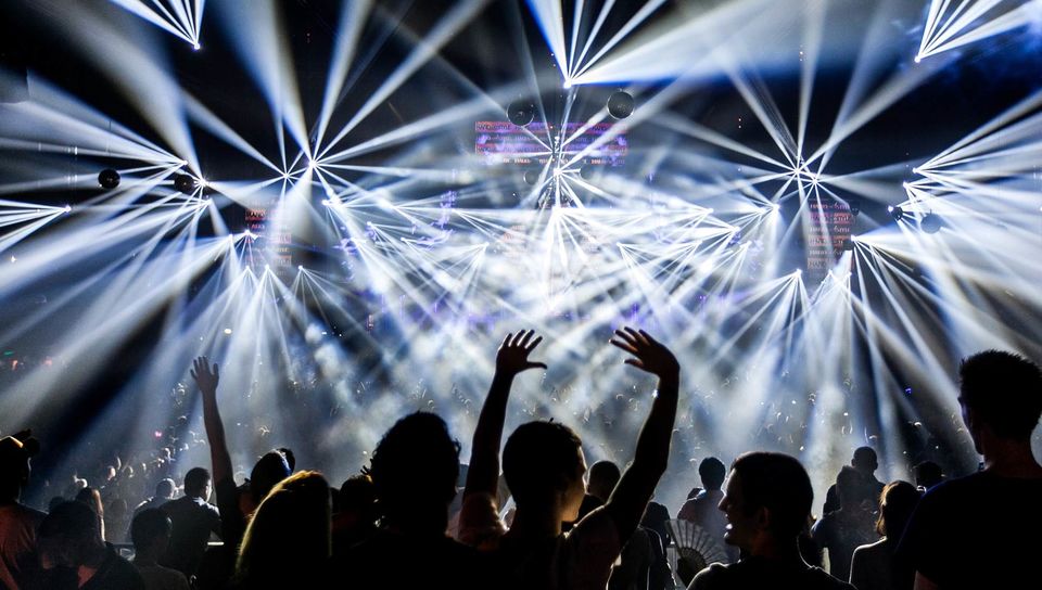 Photo of 10 Reasons Why You Should Visit Amsterdam This Summer 14/20 by Sarah