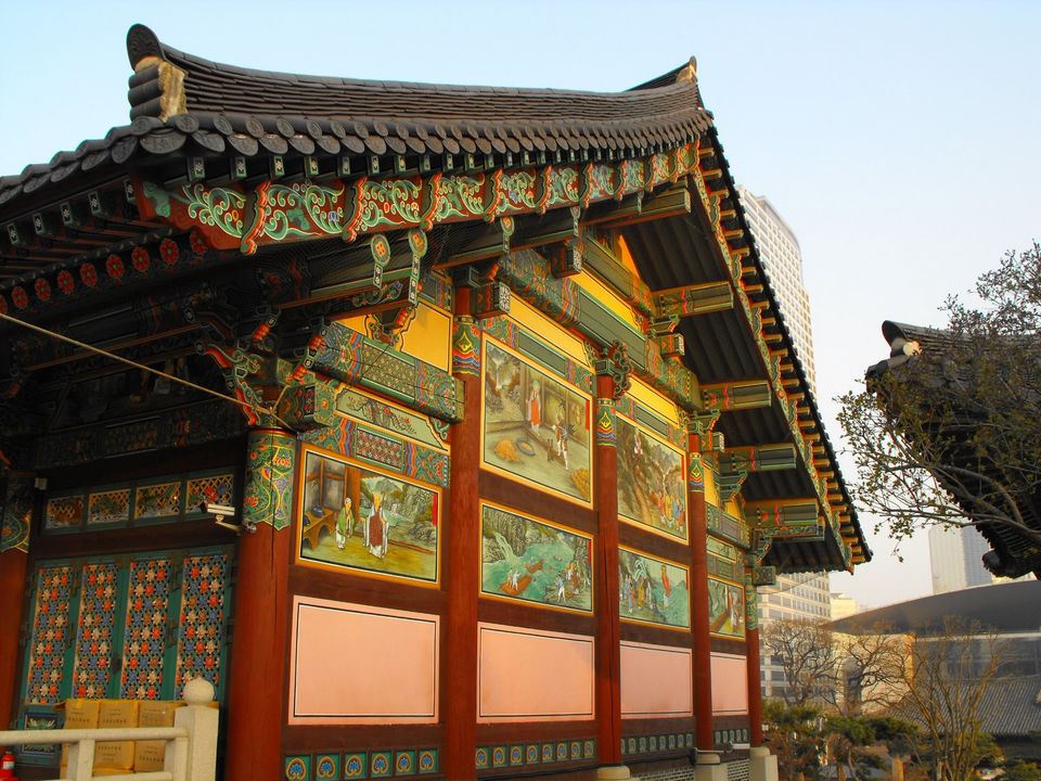 Photo of Bongeun Temple by Chris Backe
