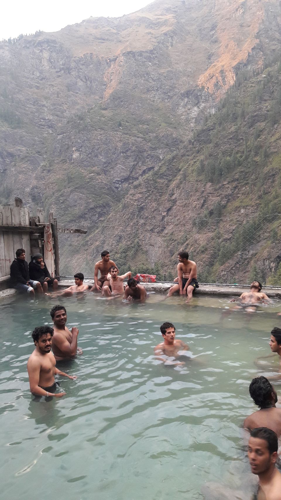 Photo of Mumbai - Amritsar - Kasol(A budget trip) by Gireesh Gangadharan (To Wander Is To Be Alive)