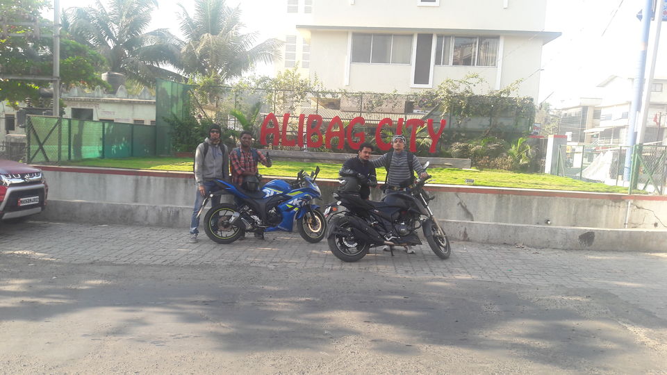 Photo of Alibaug Bike Ride....getaway to the heavenly beaches and hell like roads 2/10 by Gireesh Gangadharan (To Wander Is To Be Alive)