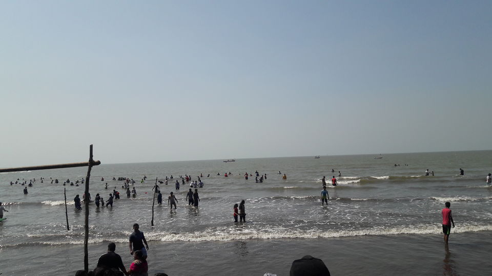 Photo of Alibaug Bike Ride....getaway to the heavenly beaches and hell like roads 4/10 by Gireesh Gangadharan (To Wander Is To Be Alive)
