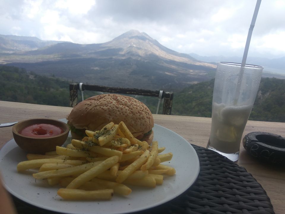 Photo of Lakeview Restaurant, Sukawana, Kintamani, Denpasar, Bali, Indonesia by Gireesh Gangadharan