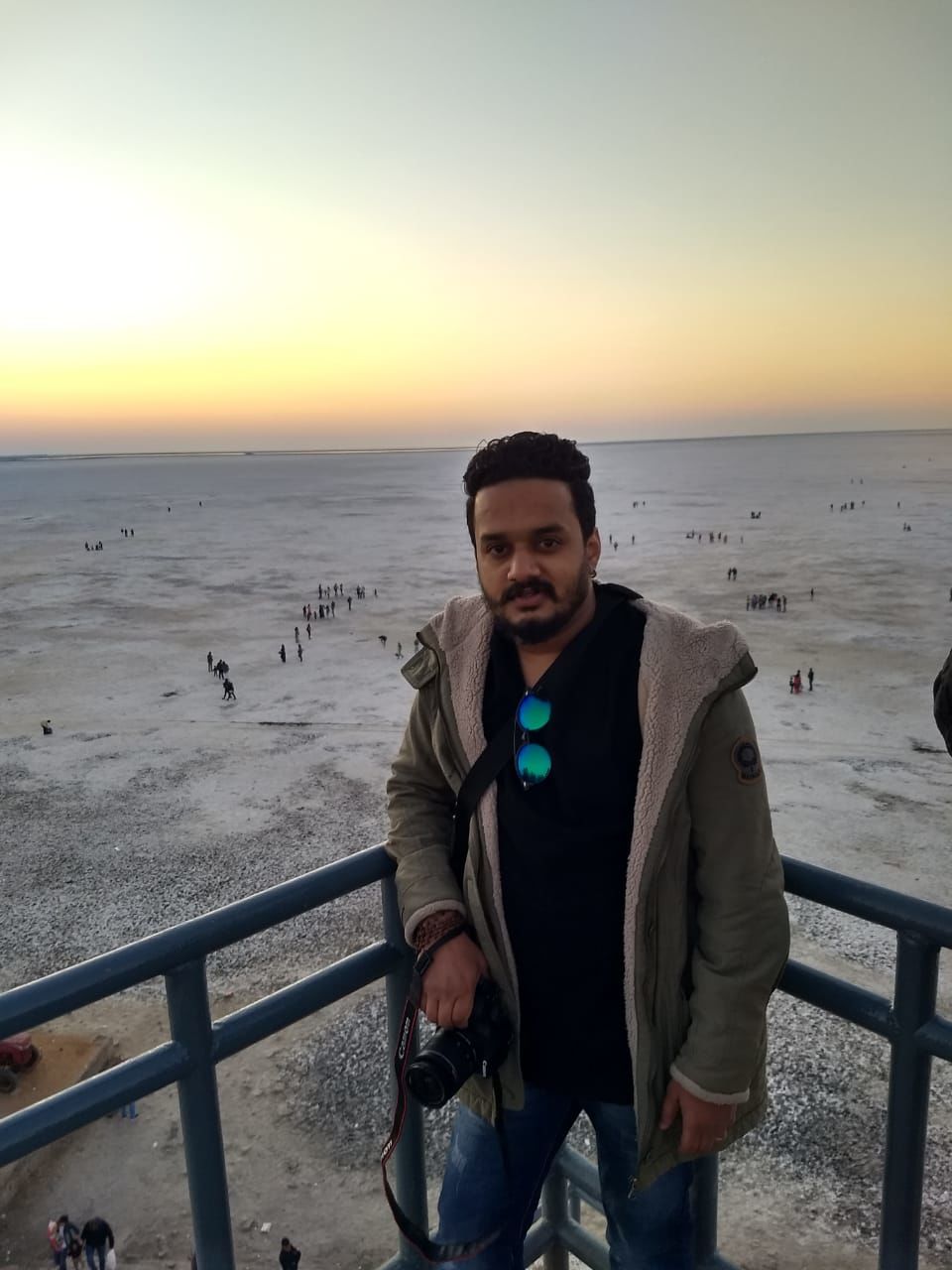 Photo of How to see Rann of Kutch in 5k - Budget Trip From Mumbai 1/4 by Gireesh Gangadharan (To Wander Is To Be Alive)