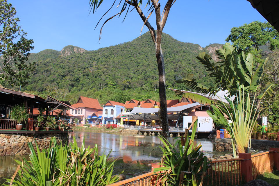 Photo of Langkawi - The Jewel of Kedah (Guide to travel on a budget from Mumbai) 5/28 by Gireesh Gangadharan (To Wander Is To Be Alive)