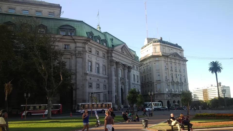 Photo of Banco de La Nación, Acevedo, Cdad. Autónoma de Buenos Aires, Argentina by Satya Pavan
