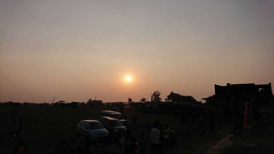 Photo of Saputara Table Point, Sunset Road, Saputara, Gujarat, India by Casual Explorer