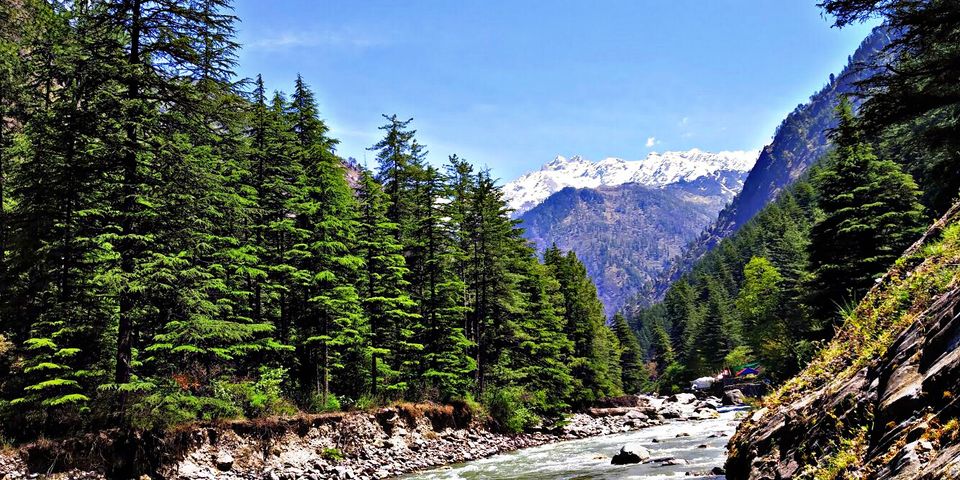 Photo of Kheerganga - A trek to remember !! #MemoryLane 18/19 by Shivani Chaurasia