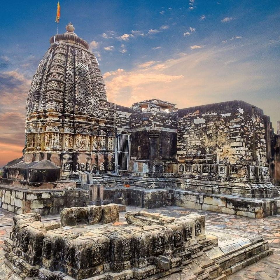 Photo of सनातन धर्म एवं सभ्यता के कुछ अद्भुत और एतिहासिक प्रतीक ( पार्ट १ ) by Milind Prajapati