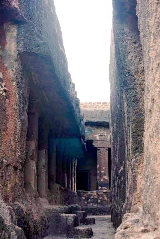 Photo of सनातन धर्म एवं सभ्यता के कुछ अद्भुत और एतिहासिक प्रतीक ( पार्ट १ ) by Milind Prajapati