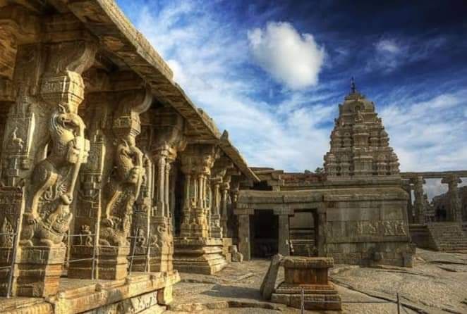 Photo of लेपक्षी टेंपल एंट्रेंस आर्च by Milind Prajapati