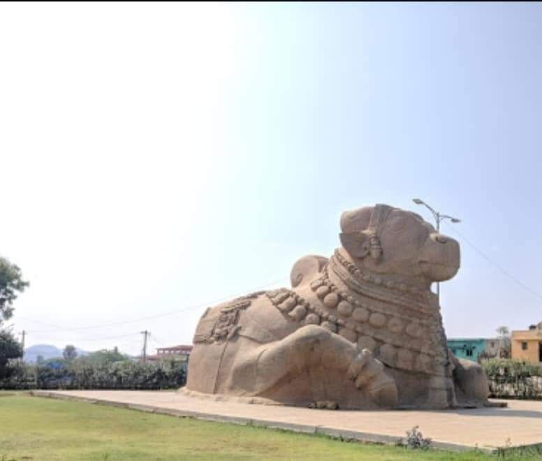 Photo of लेपक्षी टेंपल एंट्रेंस आर्च by Milind Prajapati