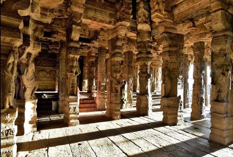 Photo of लेपक्षी टेंपल एंट्रेंस आर्च by Milind Prajapati