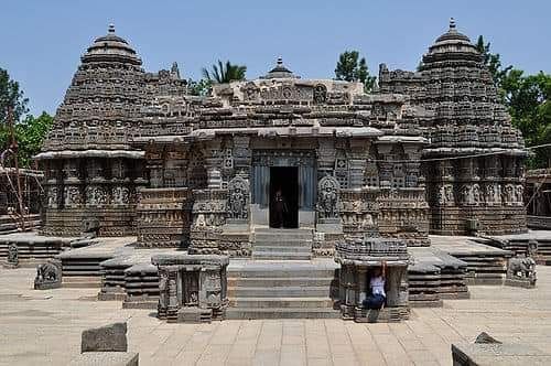 Photo of सनातन धर्म एवं सभ्यता के कुछ अद्भुत और एतिहासिक प्रतीक ( पार्ट २ ) by Milind Prajapati