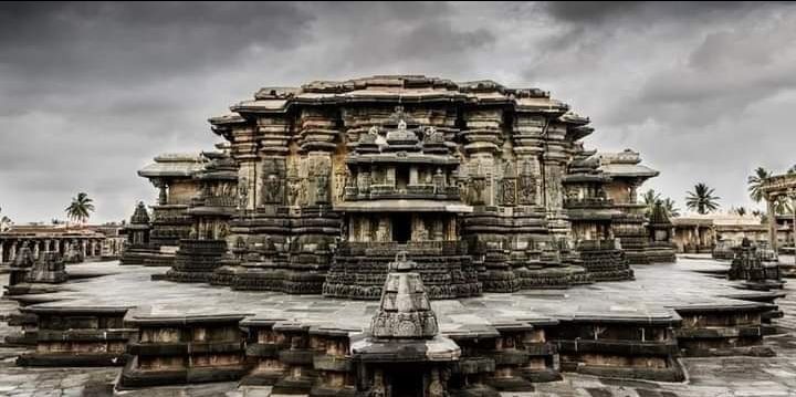Photo of सनातन धर्म एवं सभ्यता के कुछ अद्भुत और एतिहासिक प्रतीक ( पार्ट २ ) by Milind Prajapati