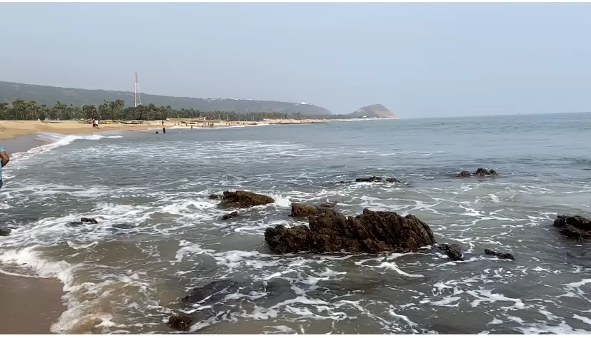 Photo of Yarada Beach, Andhra Pradesh by Nitin Kapoor