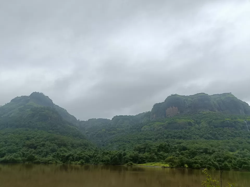 Photo of A visit to Devkund Waterfalls by Neeva Phatarphekar
