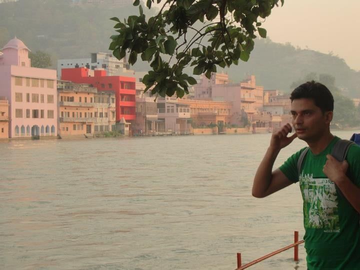 Photo of यात्रा कभी रुकती नही ,बस सह-यात्री बदलते रहते है । 1/1 by Pankaj Sharma