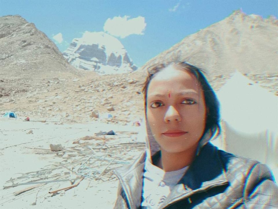 Photo of कैलाश चरण स्पर्श by Kailashi Shivani Bharawa