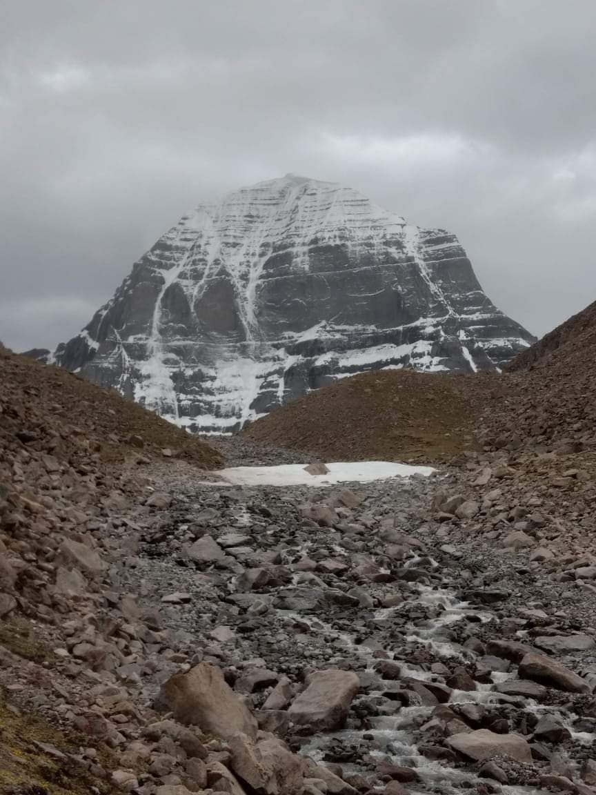 Photo of कैलाश चरण स्पर्श by Kailashi Shivani Bharawa