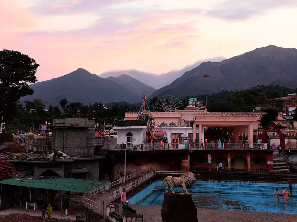 Photo of Chamunda Devi Temple, Padar, Himachal Pradesh, India by Bohemian